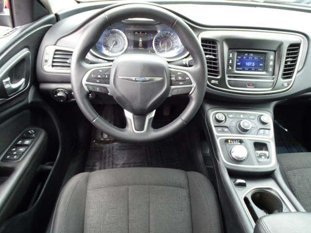 2016 Chrysler 200 Limited 4Dr Sedan